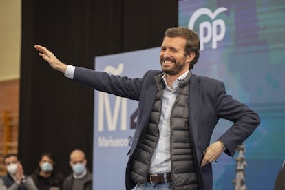 El líder del PP, Pablo Casado, en un acto de campaña en Palencia.