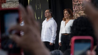 Gustavo Petro junto a la saliente ministra de Agricultura, Jhenifer Mojica, en agosto de 2023.