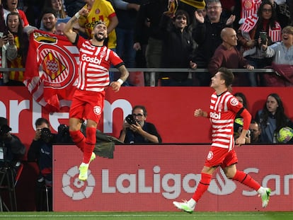 Taty Castellanos celebra el tercer gol del partido de Liga entre el Girona y el Real Madrid, en Montilivi este martes.