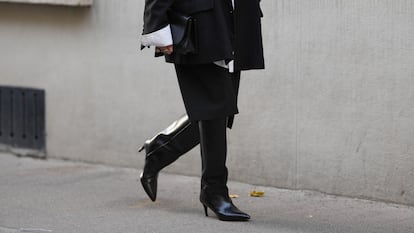 Artículo de EL PAÍS Escaparate sobre botas para gemelo ancho que no suelen encontrar opciones.