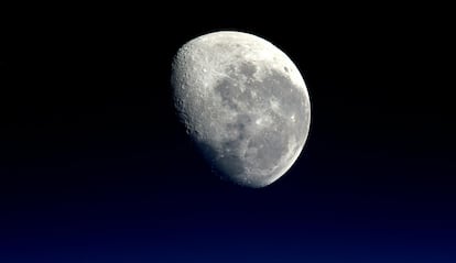 Imagen de la Luna vista desde el espacio