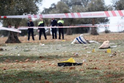 L'aparell ha quedat destrossat i aix dificulta les tasques d'identificaci de les vctimes.