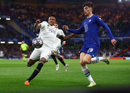 Eder Militao y Kai Havertz, en una acción del partido. 