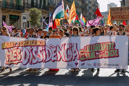 Concentración alternativa de La Crida LGTBI+, este sábado en Barcelona.