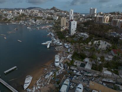 Vista de la Marina en el puerto de Acapulco, el viernes. 