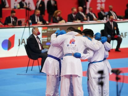 El equipo español masculino de kumite en el europeo de la semana pasada. RFEK