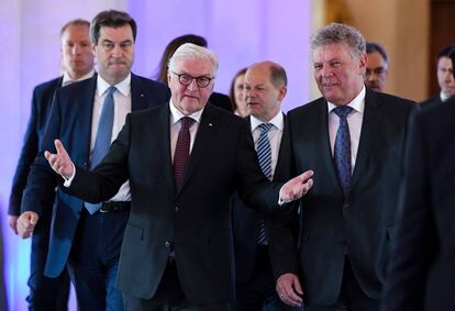 El primer ministro de Baviera, Markus Söder, a la derecha, junto al presidente alemán Frank-Walter Steinmeier el pasado lunes.