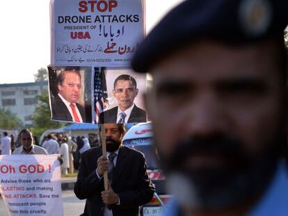 Protesta en Islamabad este lunes contra los ataques con drones.