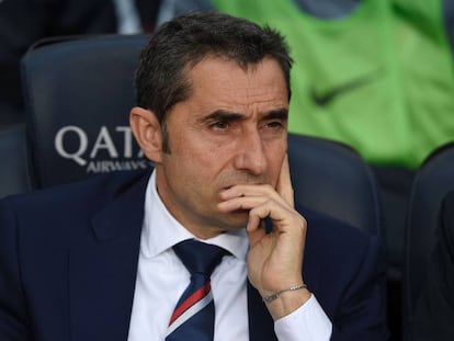 Ernesto Valverde, en el banquillo del Athletic de Bilbao en el Camp Nou, este mayo.