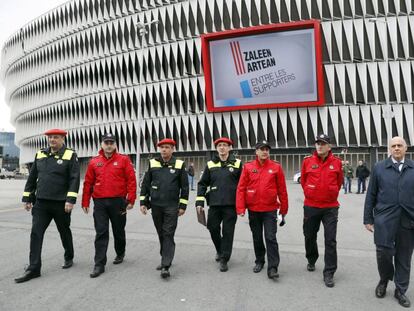 Agentes de seguridad en San Mam&eacute;s.