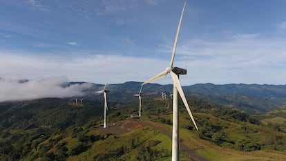 Parque Eólico Los Santos, al sur de la provincia de San José (Costa Rica), en una imagen cedida por la cooperativa Coopesantos.