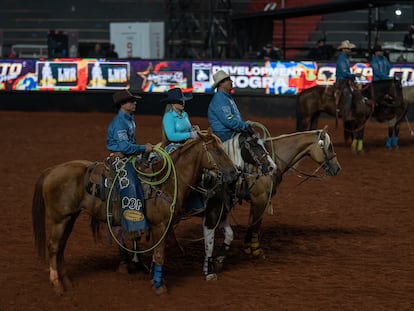 Five ranchers appear before the public at the Barretos Rodeo Festival, before the competition begins.