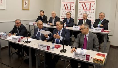 Acto convocado por la Asociación Valenciana de Empresarios (AVE) en la que expresaron su indignación sobre el corredor mediterráneo.
