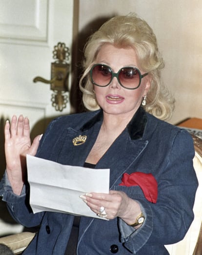 La actriz Zsa Zsa Gabor en una imagen de archivo, de noviembre de 1992