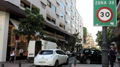 La calle de Lagasca, en el centro de Madrid, limitada a 30 kilómetros por hora.
 