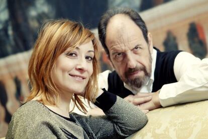 José María Pou y Nathalie Poza, actores de la obra de teatro 'A cielo abierto'.