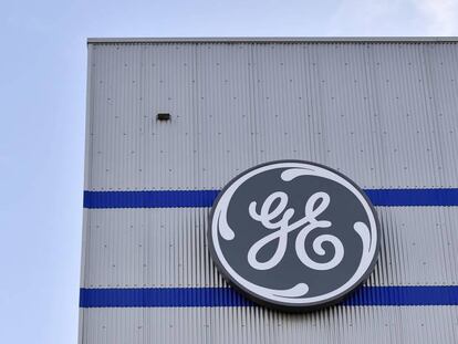 General Electric nombra un nuevo primer ejecutivo y anuncia que no cumplirá previsiones