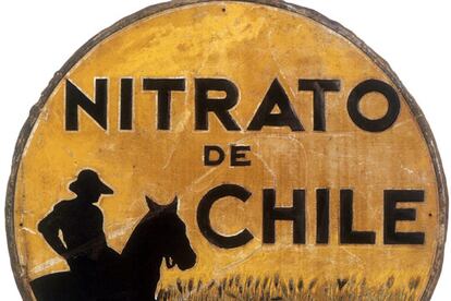 Chapa en relieve de 64,5 centímetros de diámetro de Nitrato de Chile (1930).