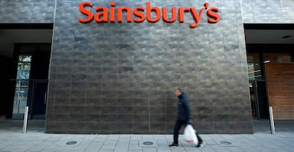 Tienda de Sainsbury's en Milton Keynes (Reino Unido).