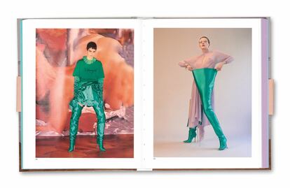 Dos imágenes de Johnny Dufort con realización de Lotta Volkova: a la izda., I Was Standing on a Noisy Corner para Re-Edition, o-i 2016, y a la dcha., editorial de moda de la edición británica de Vogue de noviembre 2016