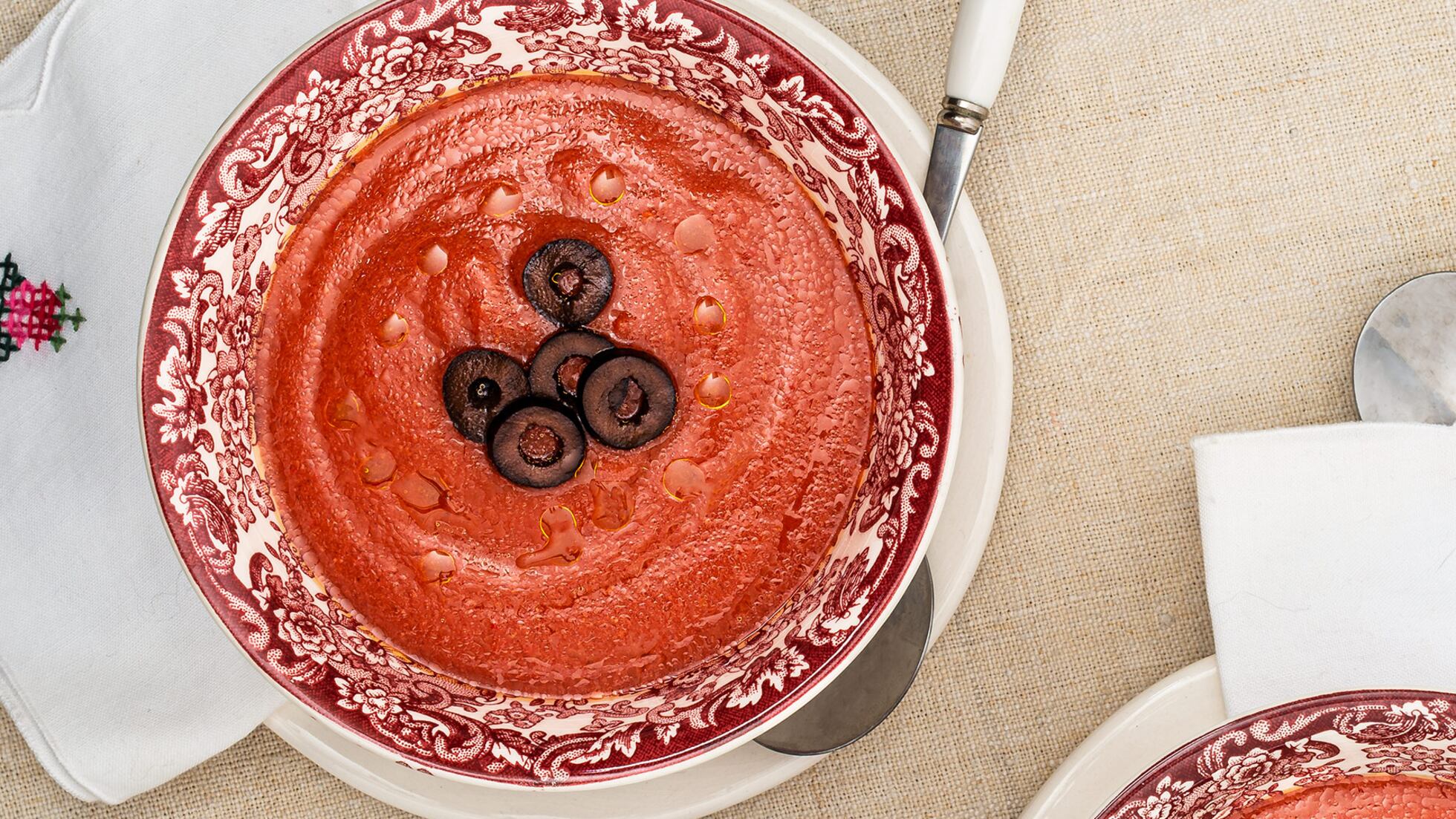 Zoque malagueño, el primo del gazpacho que lleva zanahoria-image