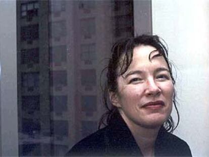 La escritora Alice Sebold, en un despacho del edificio Random House de Nueva York.
