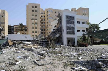 Edificio bombardeado en Trípoli.
