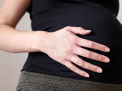 Una mujer en avanzado estado de gestación.