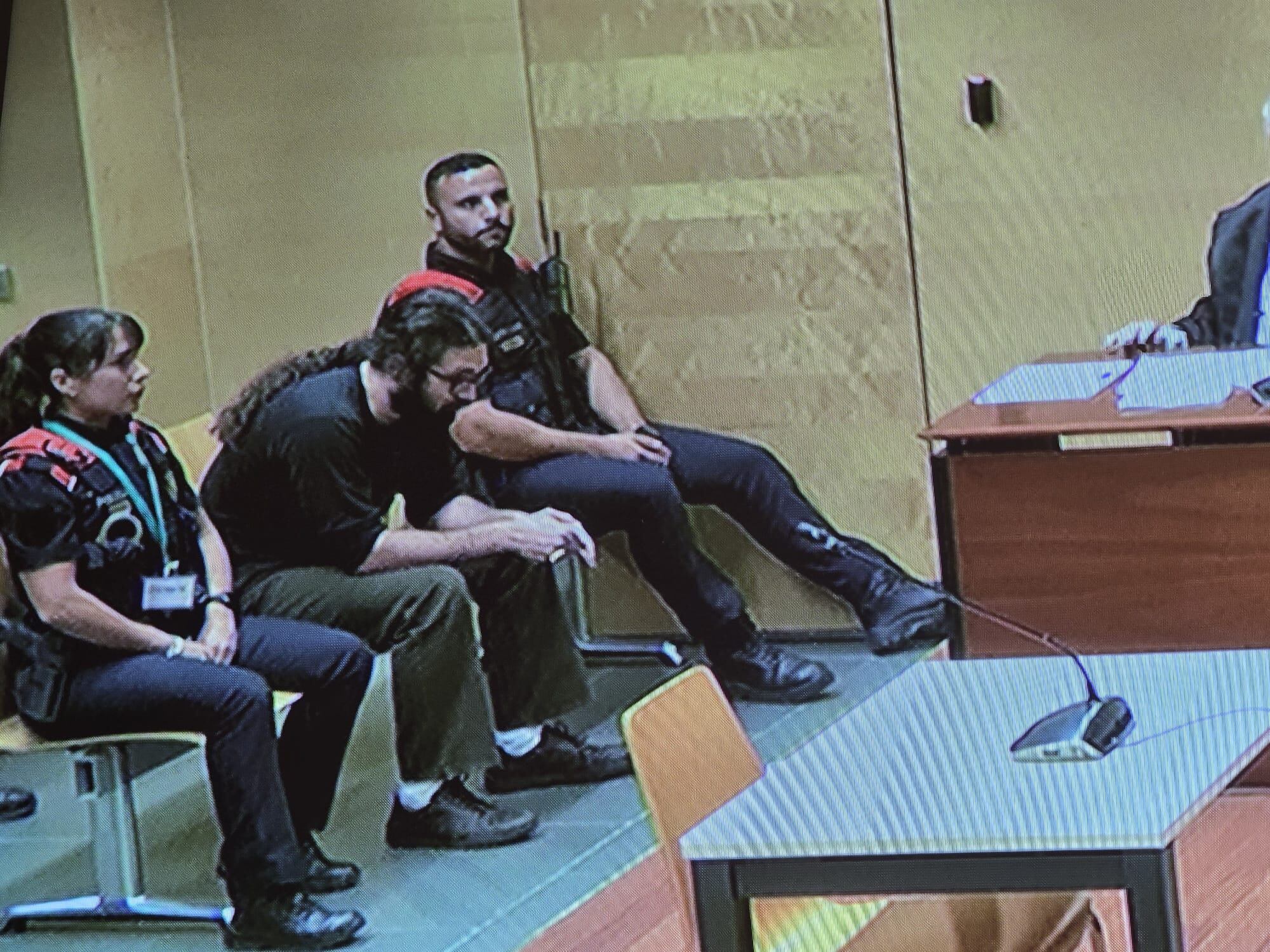 El condenado, en un momento del juicio en la  Audiencia de Girona. / Marta Rodríguez