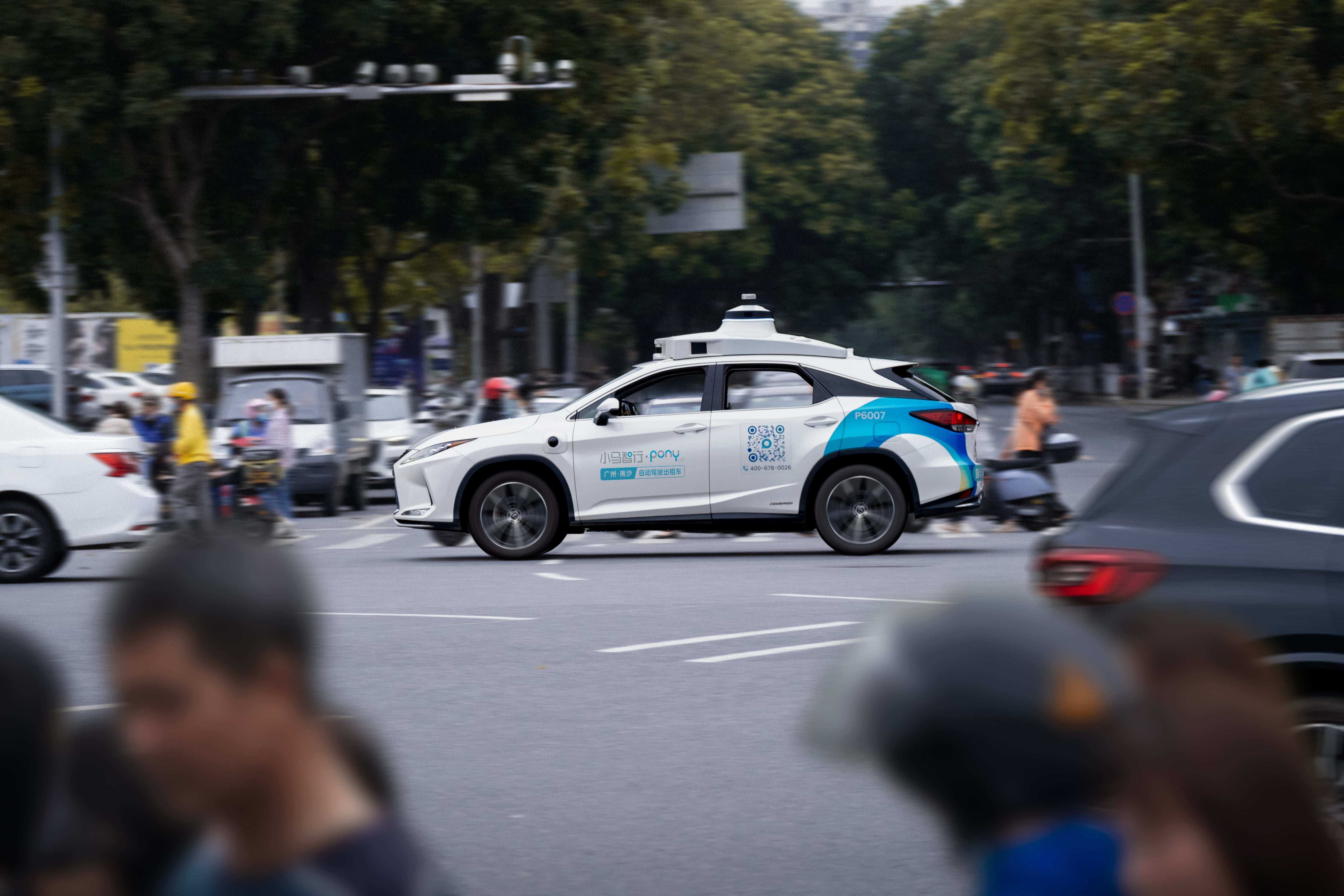 Uber y la empresa china Pony AI pondrán en servicio más de 2.000 robotaxis en Europa 