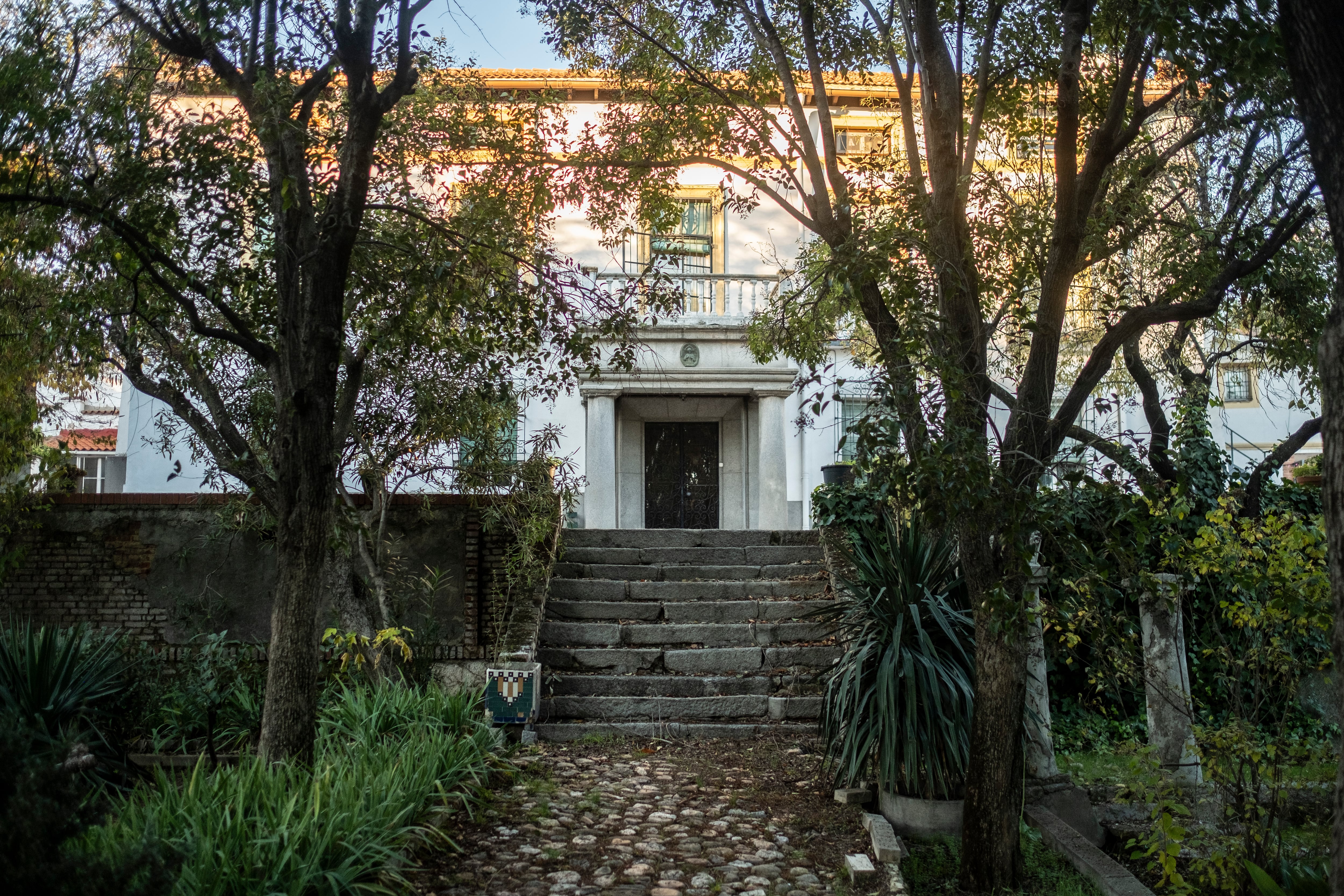 Fachada principal de la mansión levantada en el siglo XIX por Manuel del Saz Caballero.