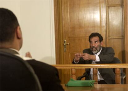 Sadam reaparece ante un tribunal