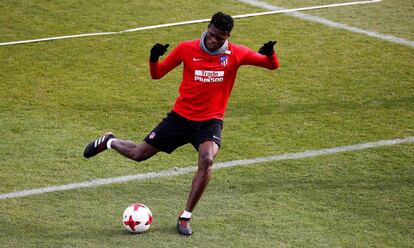 Thomas, durante el &uacute;ltimo entrenamiento del Atl&eacute;tico previo al partido de Copa ante el Elche.