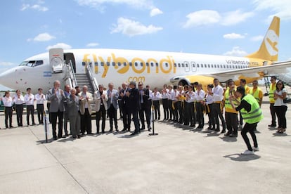 Inauguración del primer avión de Flybondi, en Córdoba, a principios de diciembre.