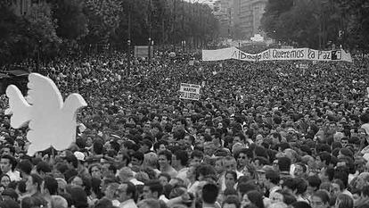 Manifestación en Madrid tras el asesinato de Miguel Ángel Blanco.