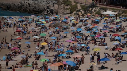 Santa María del Mar beach in Cádiz on Sunday.