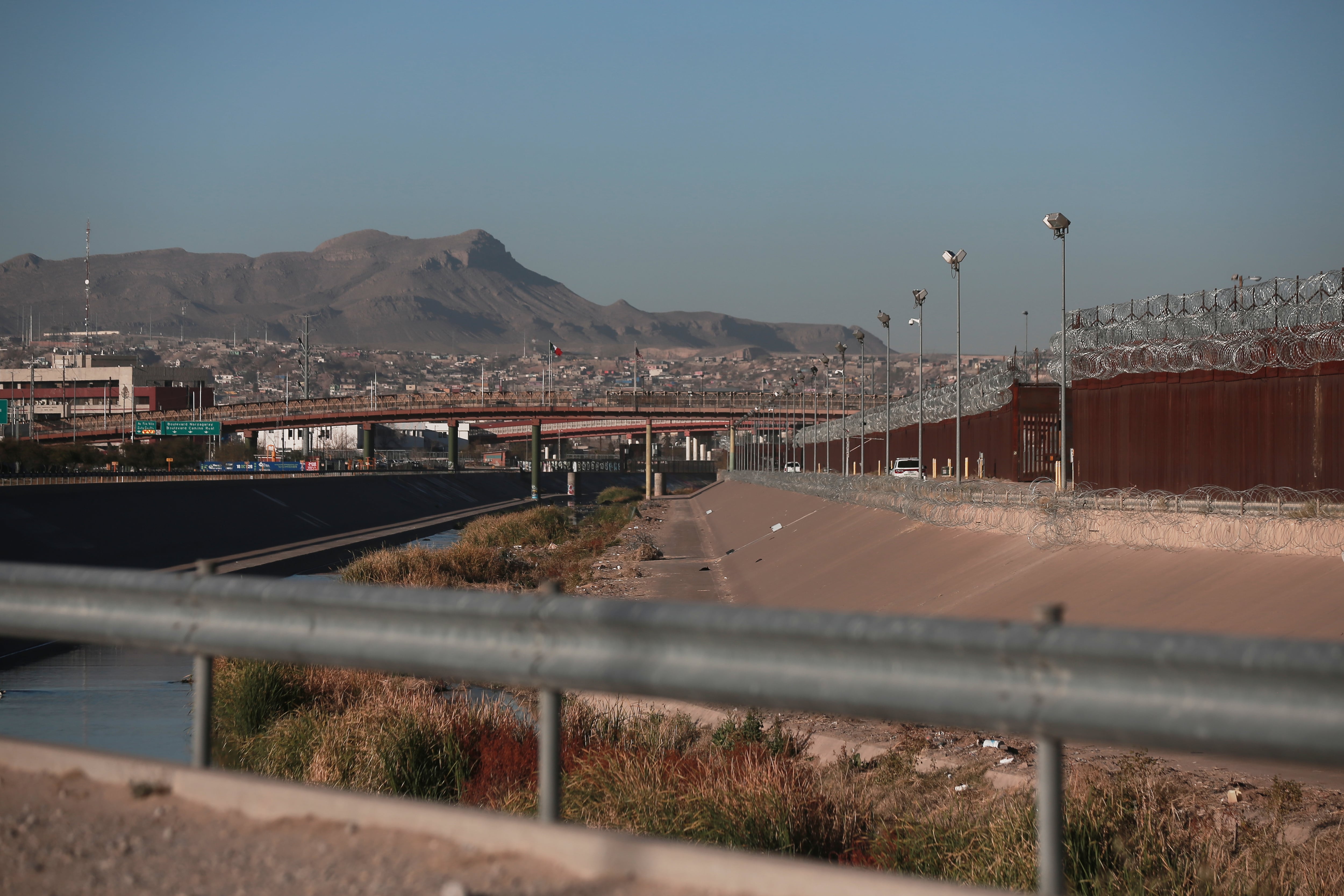 Río Bravo entre la frontera de Ciudad Juárez (México) y El Paso, Texas, el 11 de febrero.