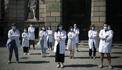 Metges residents de l'Intitut Català de la Salut protesten per la supressió de les guàrdies.