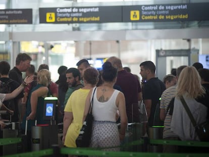 Pocas colas en los controles de seguridad