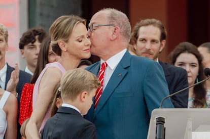 Charlène y Alberto de Mónaco en la celebración del 20º aniversario de reinado, el 19 de julio de 2025, en Mónaco.