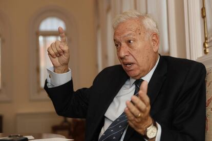 El exministro de Asuntos Exteriores, José Manuel García-Margallo, durante la entrevista.