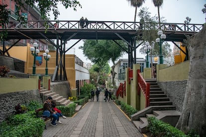 El puente de los Suspiros en el barrio de Barranco, en Lima, Perú.