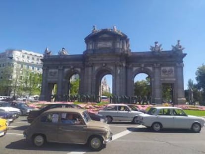 Concentración de coches afectados en Madrid.