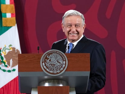presidente Andrés Manuel López Obrador durante su conferencia en Palacio Nacional este martes 8 de noviembre.