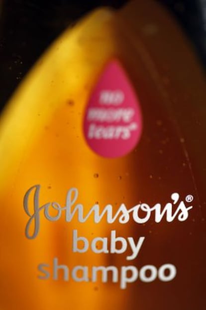 Champ&uacute; de Johnson &amp; Johnson para ni&ntilde;os.