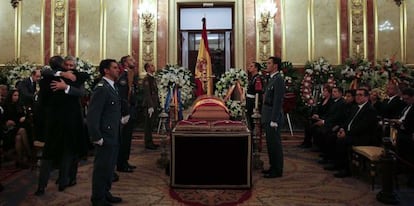 Capilla ardiente de Adolfo Suárez, instalada en el Congreso de los Diputados. 