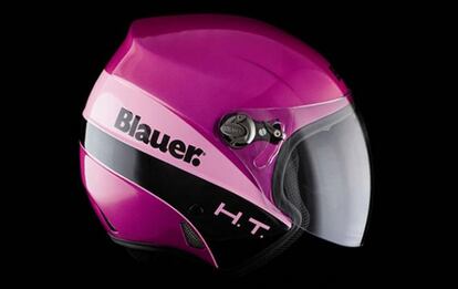 Blauer. Fucsia Pilot para mujer. Precio: entre 240 y 280 euros.