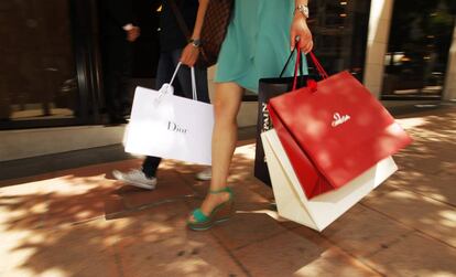 Compras en la 'milla de oro', la zona más cara y exclusiva de Madrid.