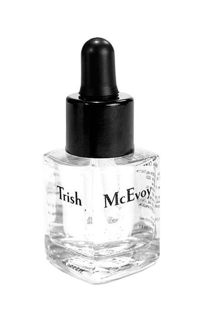 'Finish Line' de Trish McEvoy. Puedes mezclar este producto con tus sombras de ojos para conseguir un delineador líquido (18,55 euros).