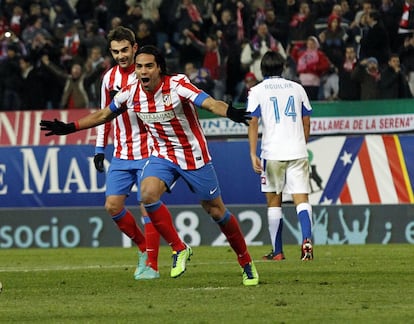 (9/12/2012) Partido de Liga. Estadio Vicente Calderón. Atlético de Madrid vs Deportivo (6-0). Radamel Falcao anotó cinco goles e igualó el record que había establecido Vavá contra el Zaragoza en el Metropolitano (7/12/1958).